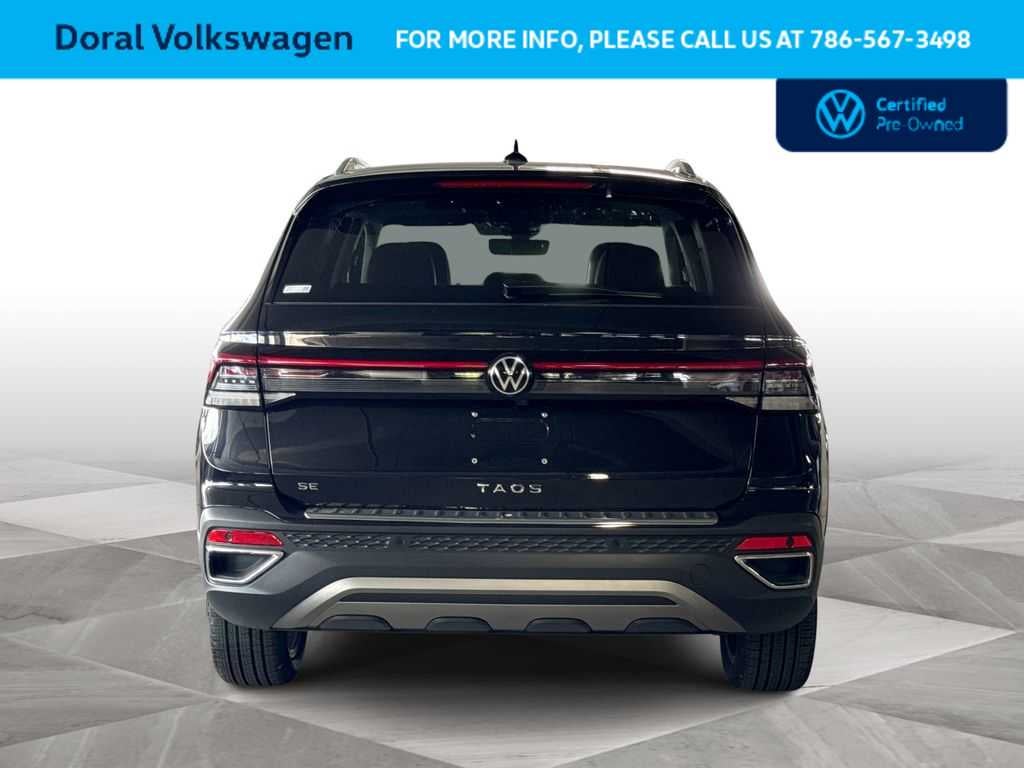 2025 Volkswagen Taos SE