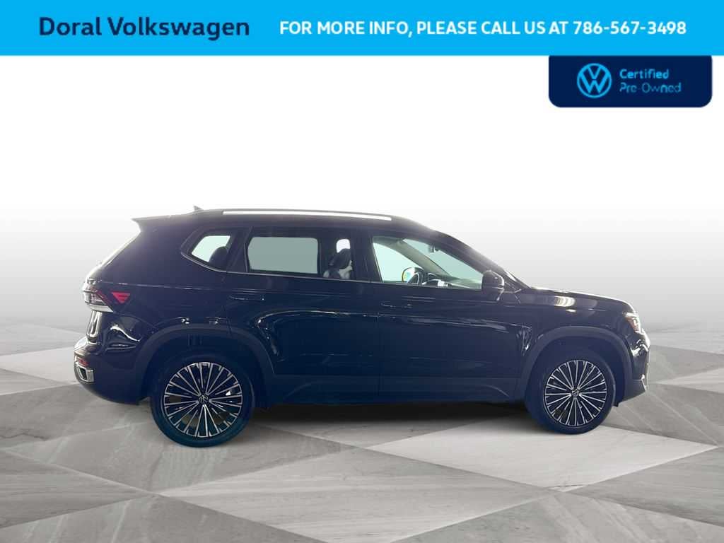 2025 Volkswagen Taos SE