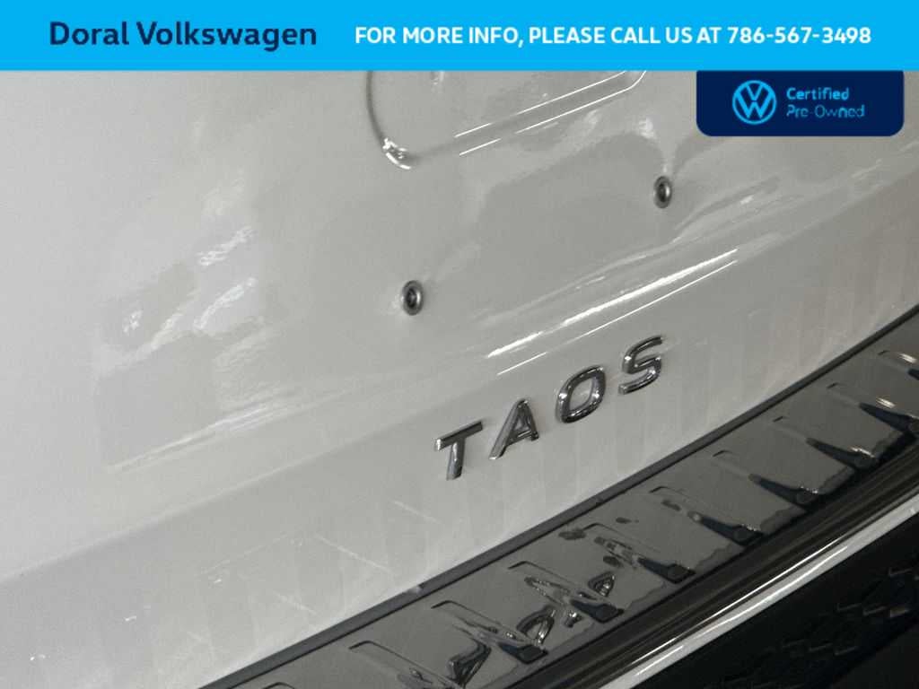 2025 Volkswagen Taos SE