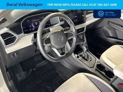 2025 Volkswagen Taos SE
