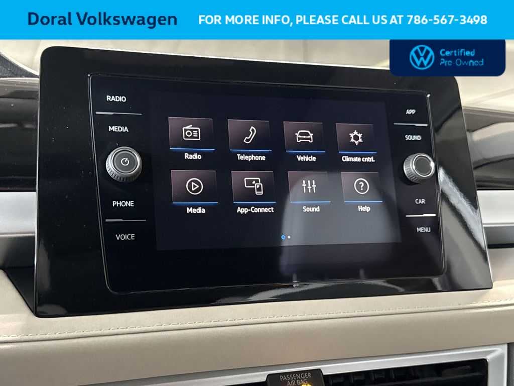 2025 Volkswagen Taos SE