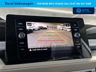 2025 Volkswagen Taos SE