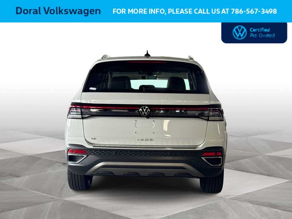 2025 Volkswagen Taos SE