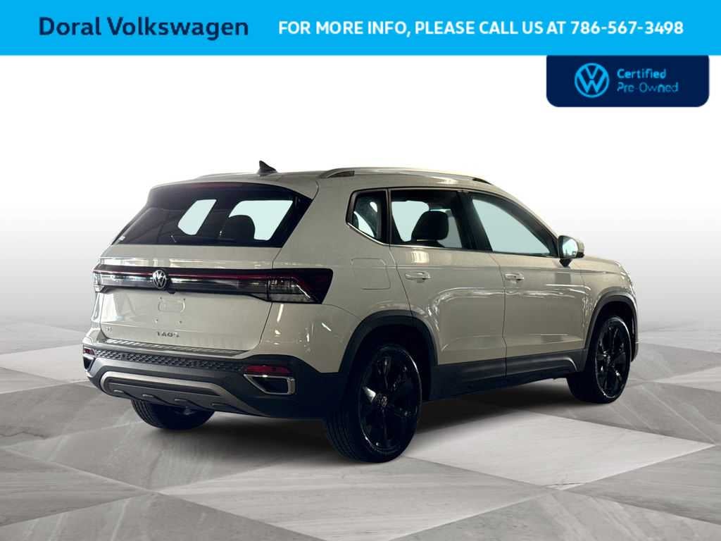 2025 Volkswagen Taos SE