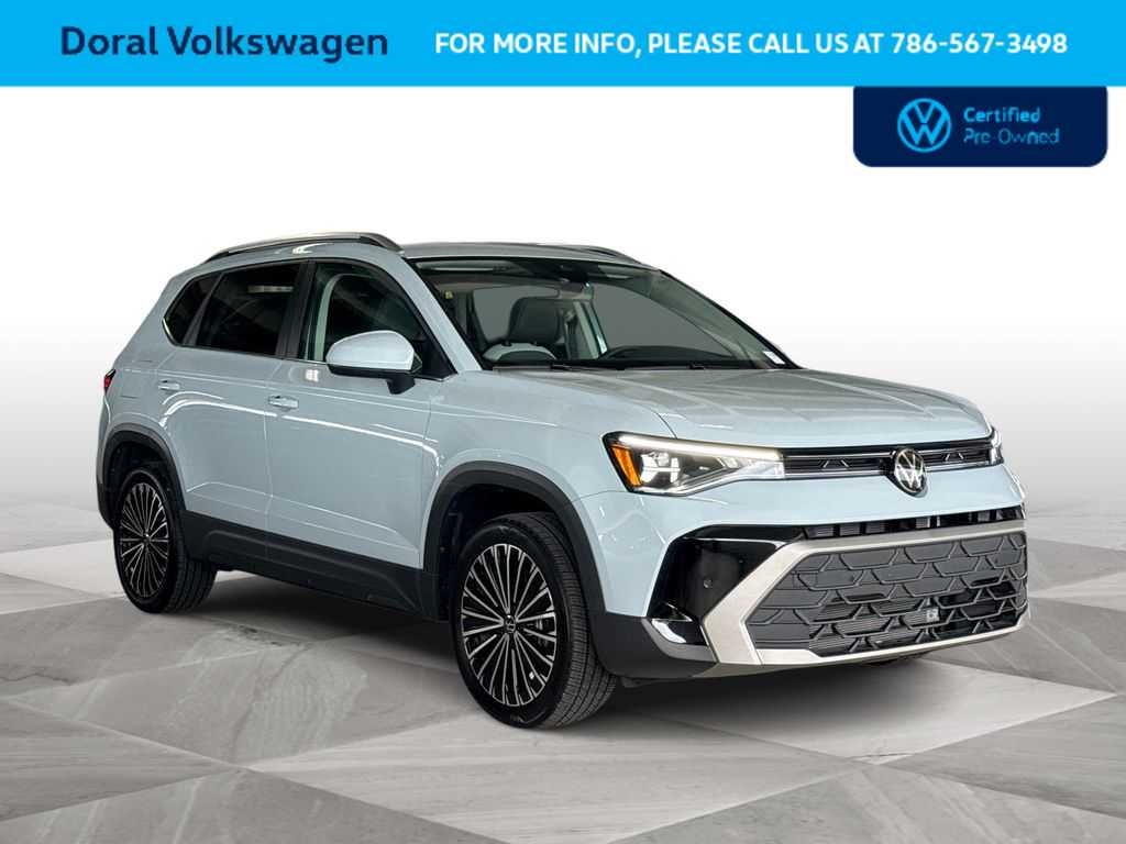 2025 Volkswagen Taos SE