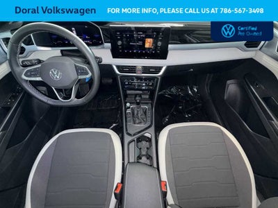 2025 Volkswagen Taos SE