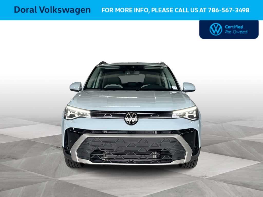 2025 Volkswagen Taos SE