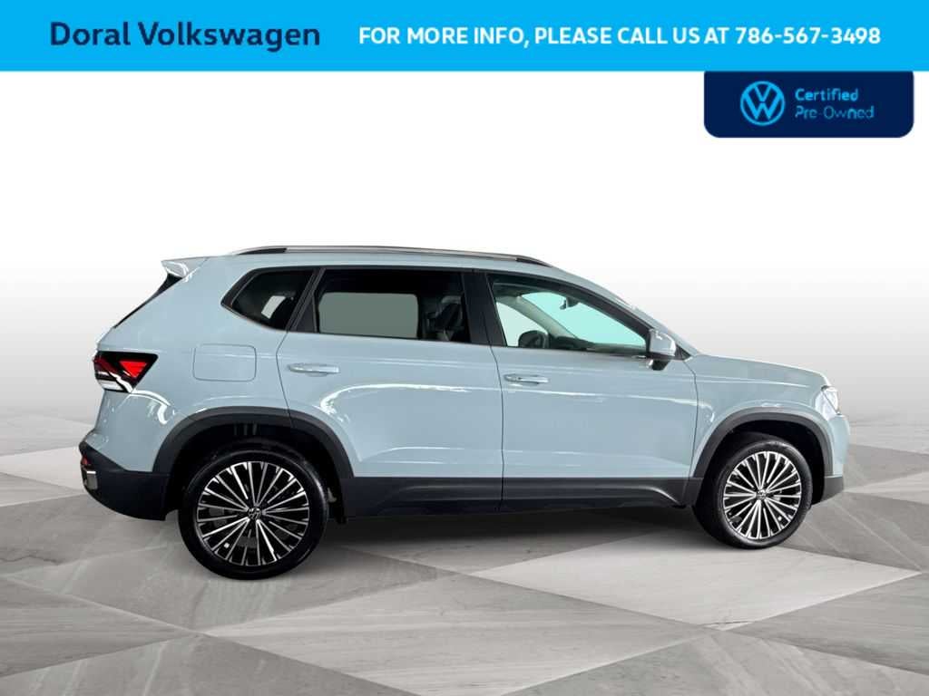 2025 Volkswagen Taos SE