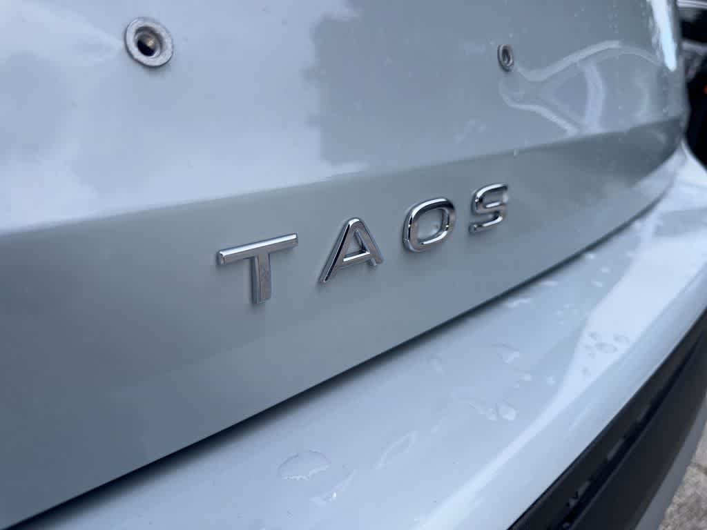 2027 Volkswagen Taos SE