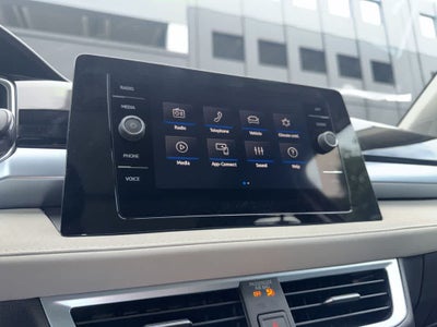 2027 Volkswagen Taos SE