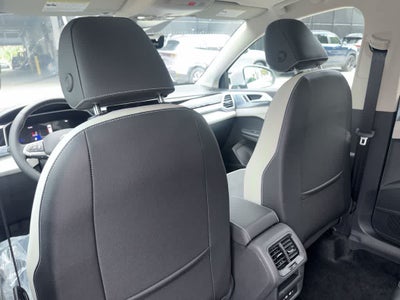 2027 Volkswagen Taos SE