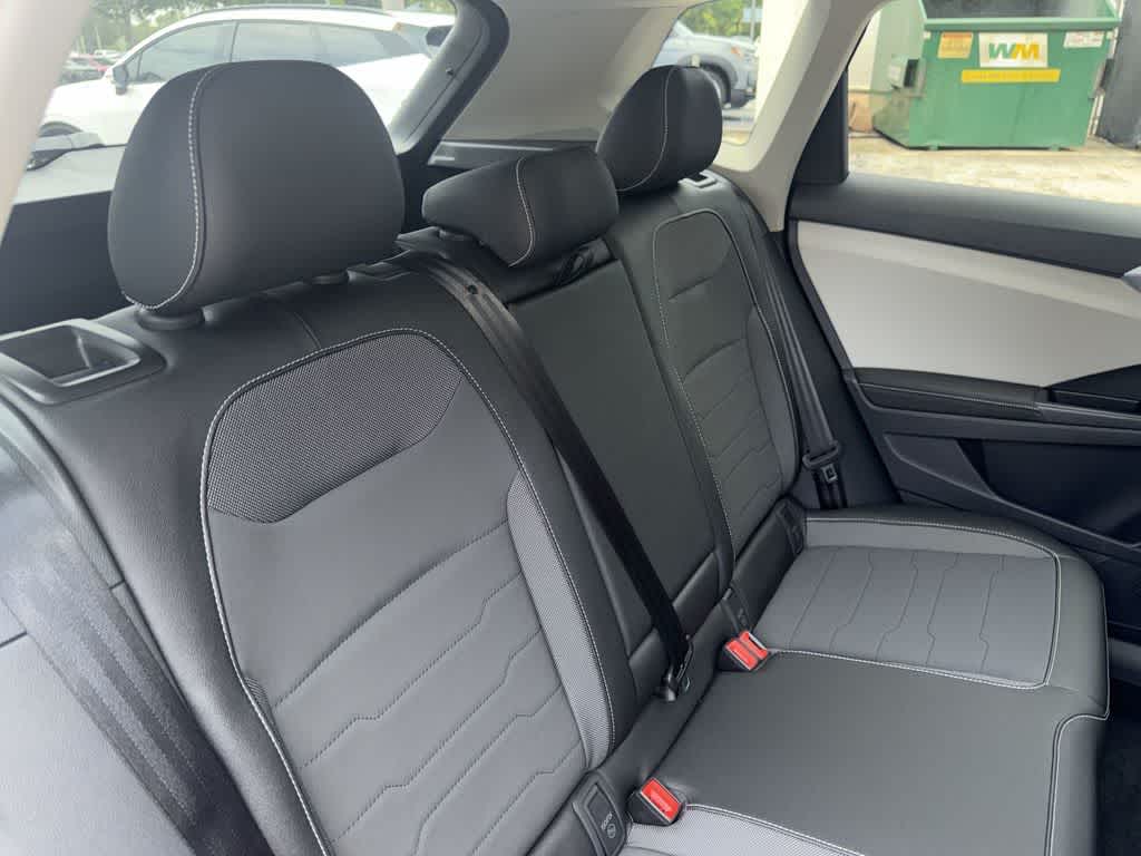 2027 Volkswagen Taos SE