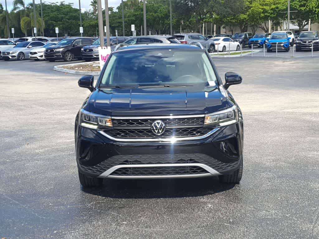 2024 Volkswagen Taos SE