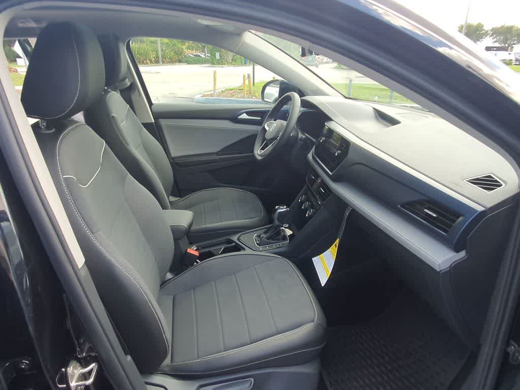 2024 Volkswagen Taos SE
