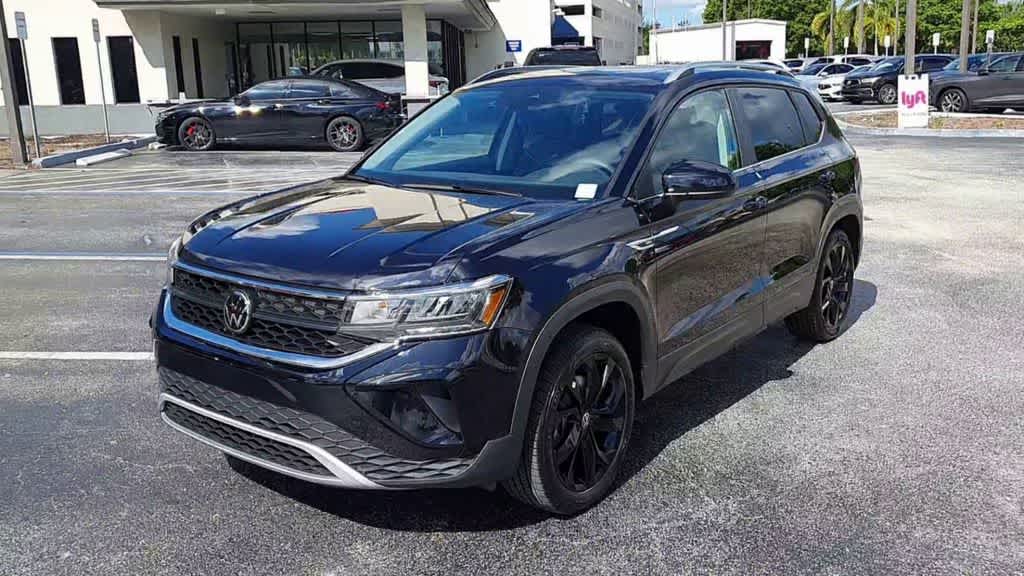2024 Volkswagen Taos SE