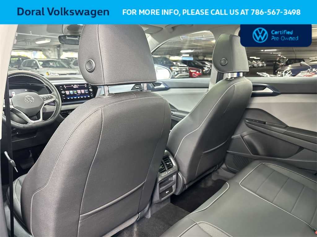 2024 Volkswagen Taos SE