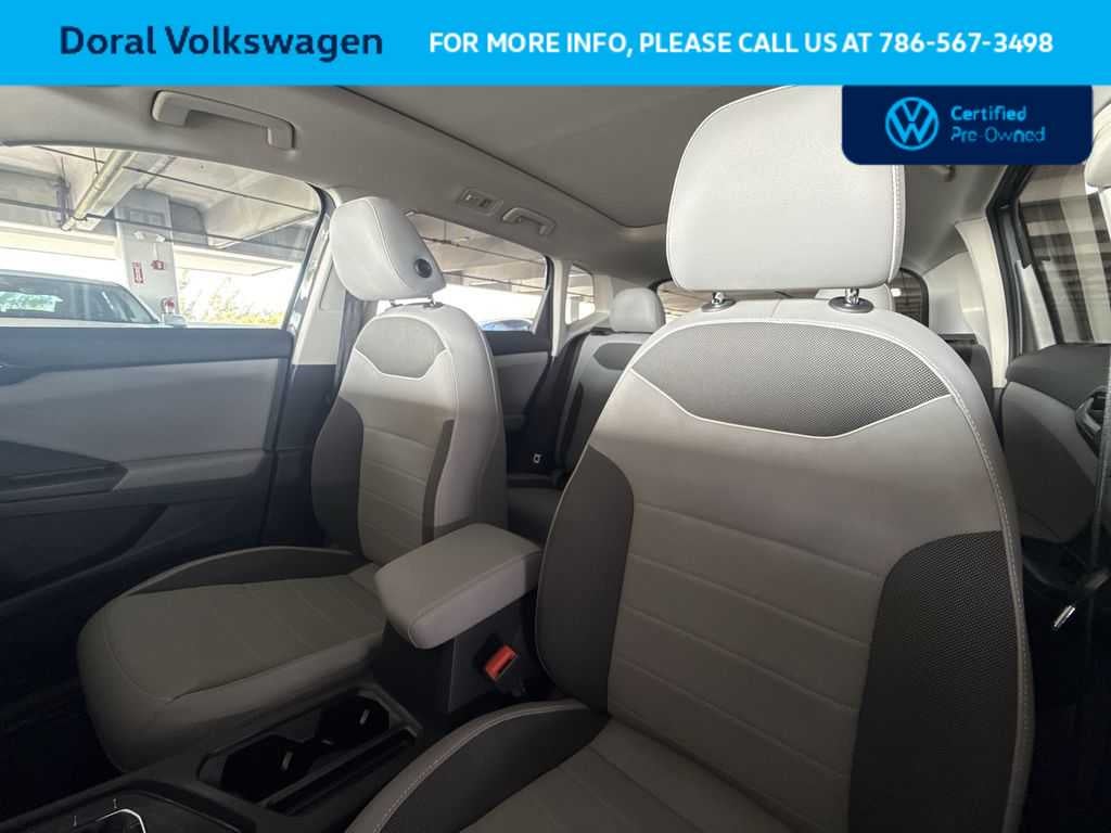 2023 Volkswagen Taos SE