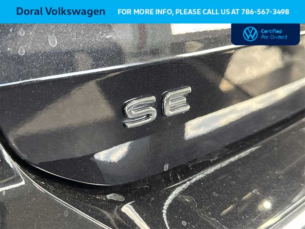 2023 Volkswagen Taos SE