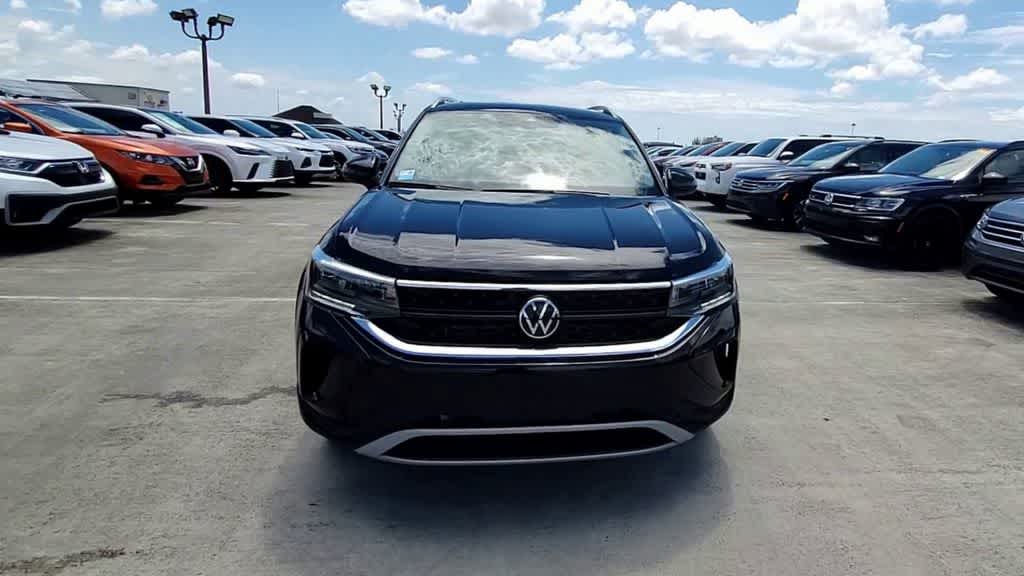 2023 Volkswagen Taos SE