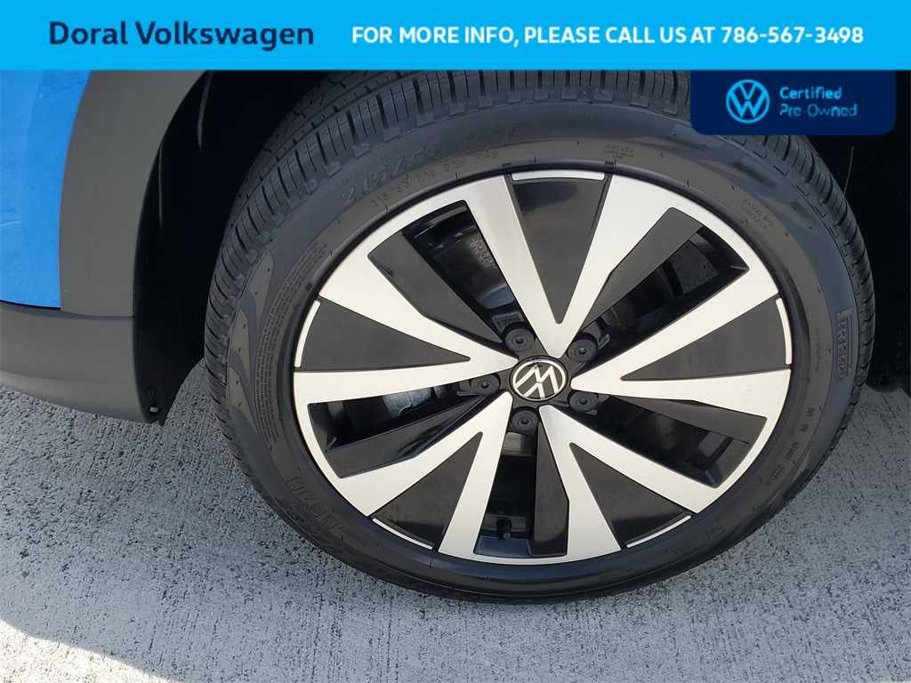 2023 Volkswagen Taos SE
