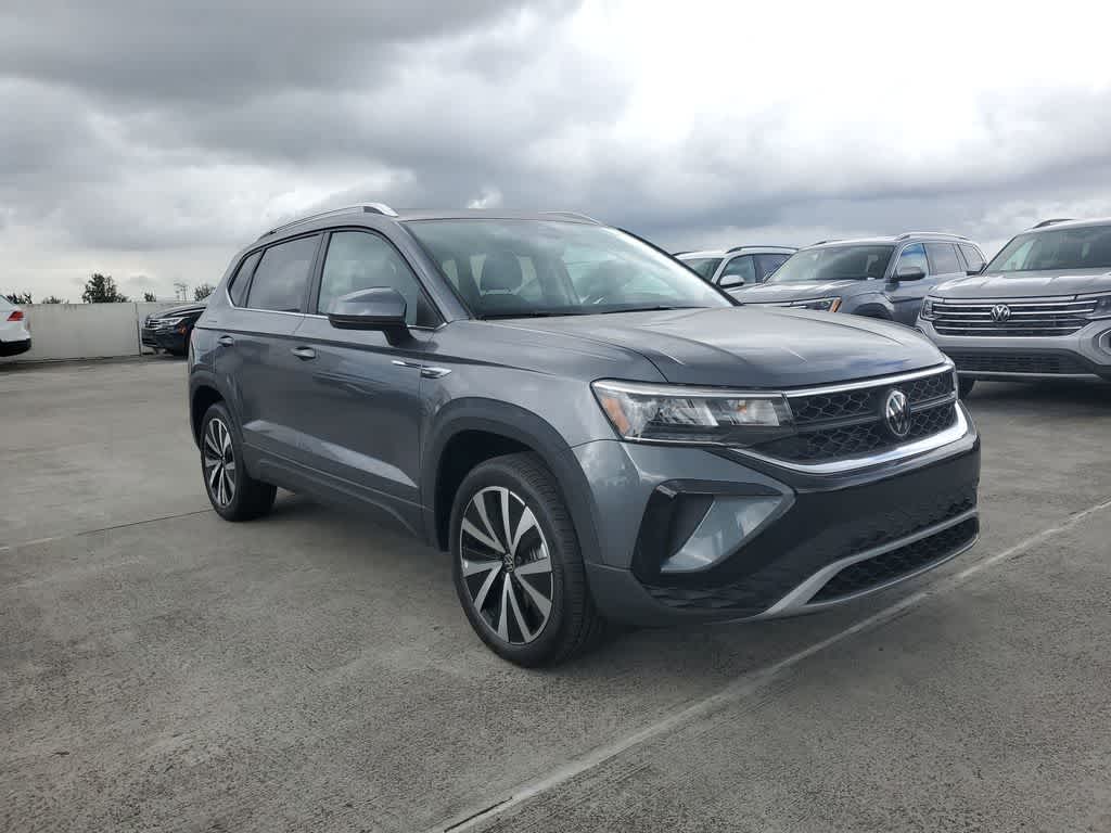 2024 Volkswagen Taos SE
