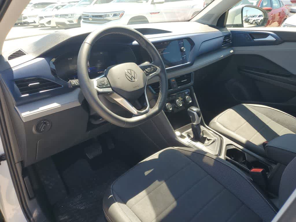 2024 Volkswagen Taos SE