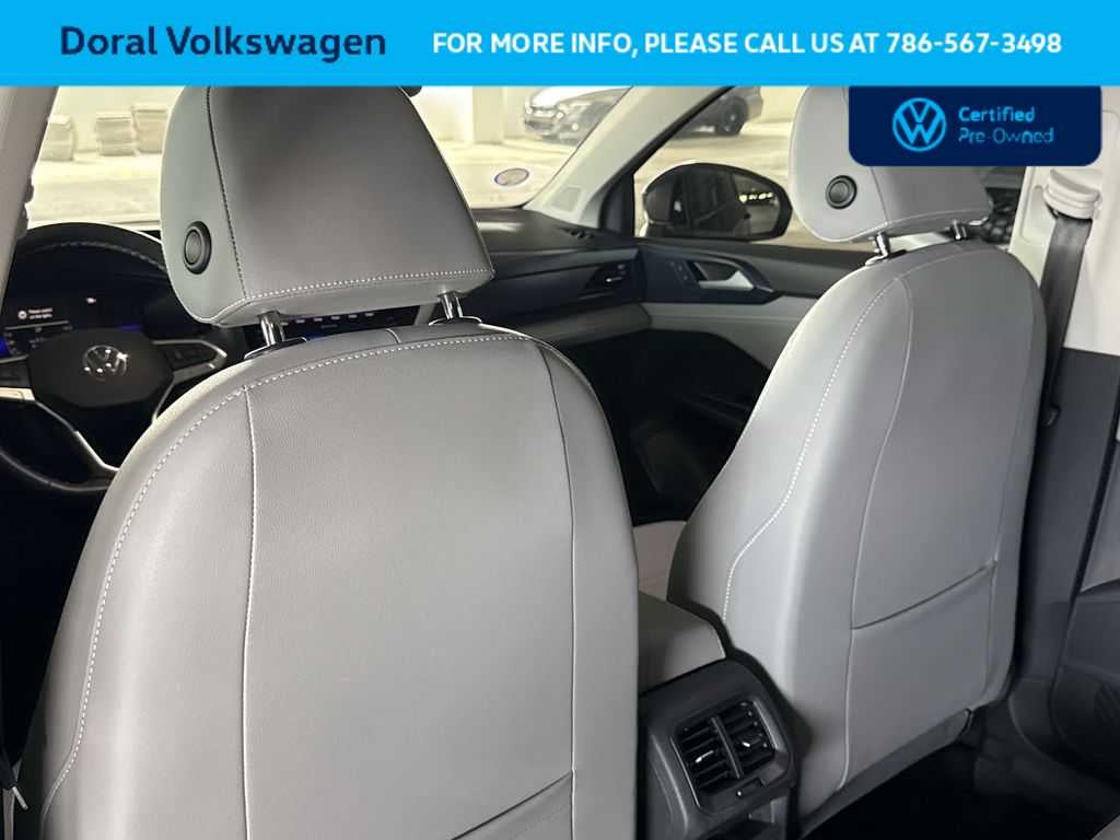 2024 Volkswagen Taos SE