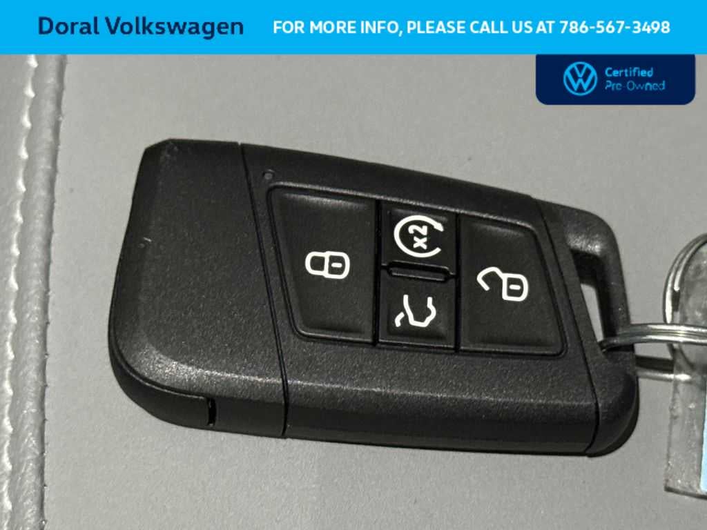 2024 Volkswagen Taos SE