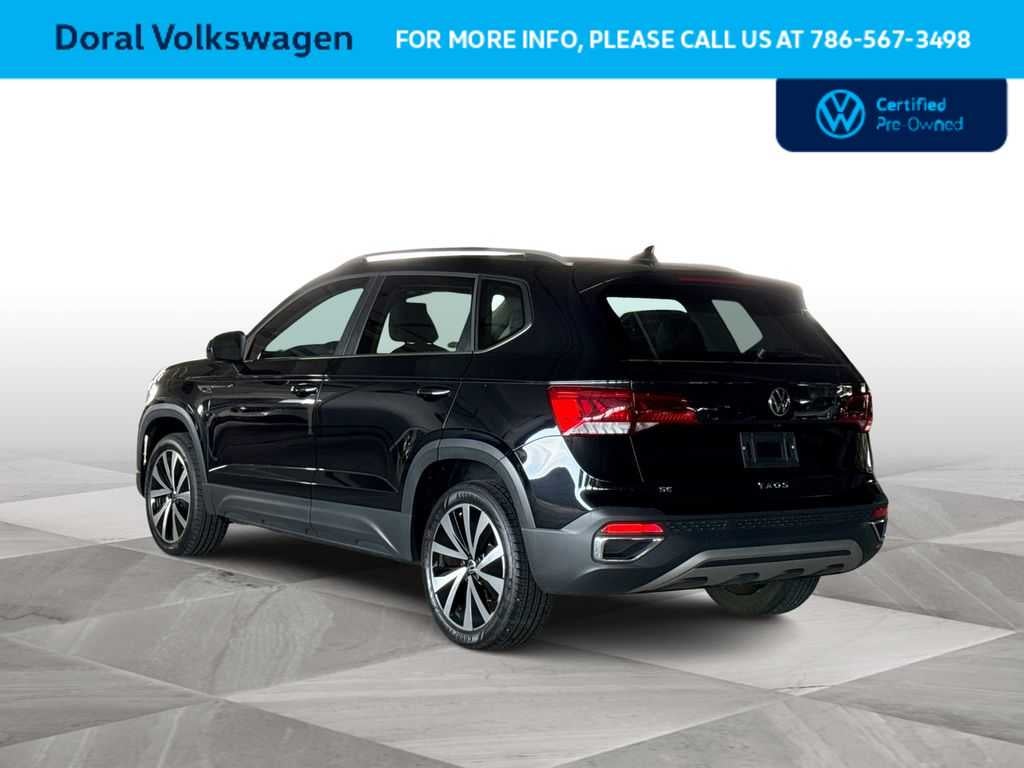 2024 Volkswagen Taos SE