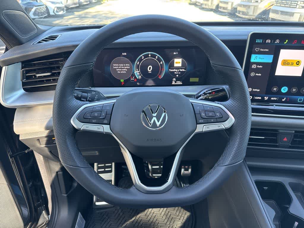 2026 Volkswagen Tiguan SE R-Line Black