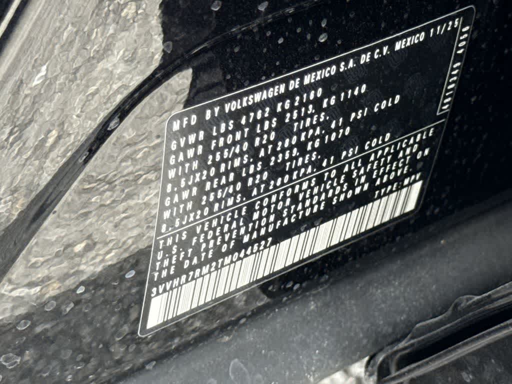 2026 Volkswagen Tiguan SE R-Line Black