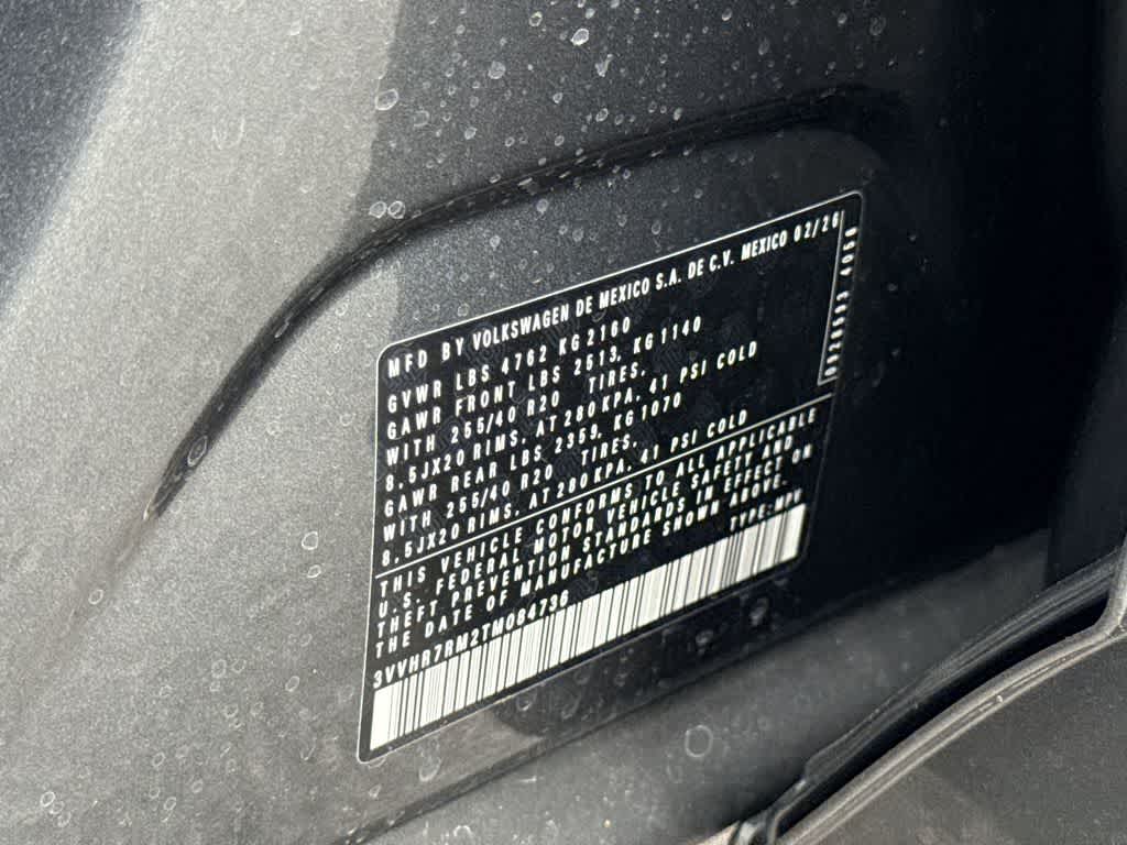 2026 Volkswagen Tiguan SE R-Line Black