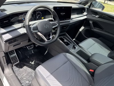 2026 Volkswagen Tiguan SE R-Line Black