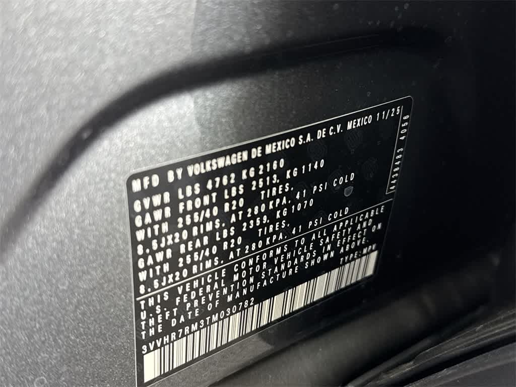 2026 Volkswagen Tiguan SE R-Line Black