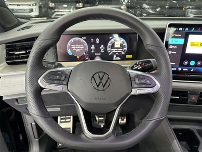 2026 Volkswagen Tiguan SE R-Line Black