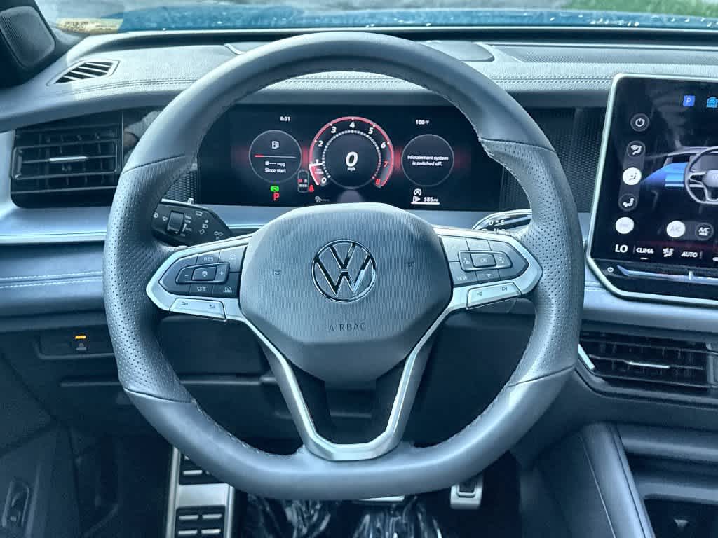 2026 Volkswagen Tiguan SE R-Line Black