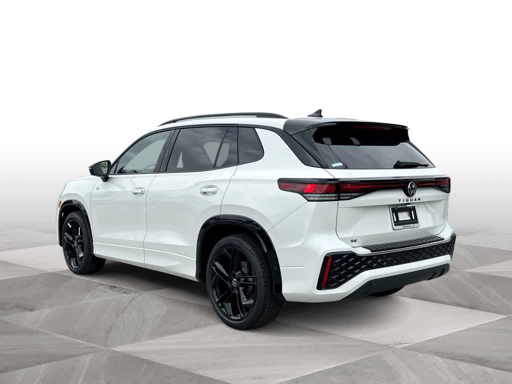 2026 Volkswagen Tiguan SE R-Line Black