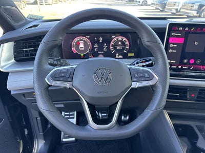 2026 Volkswagen Tiguan SE R-Line Black