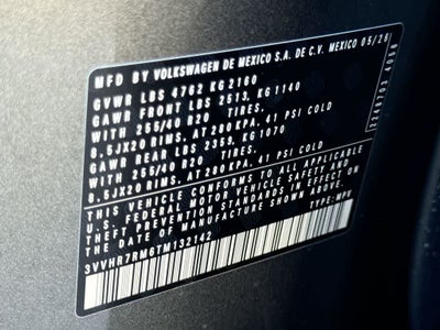 2026 Volkswagen Tiguan SE R-Line Black