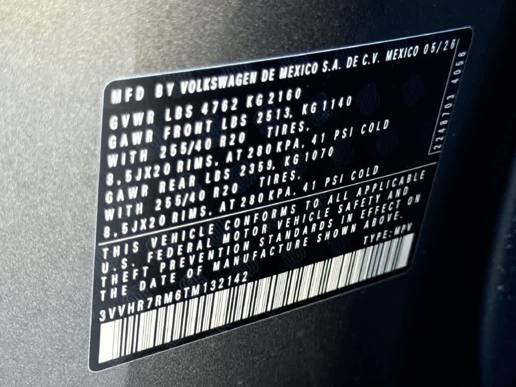 2026 Volkswagen Tiguan SE R-Line Black