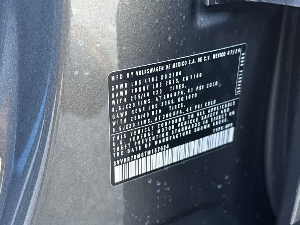 2026 Volkswagen Tiguan SE R-Line Black