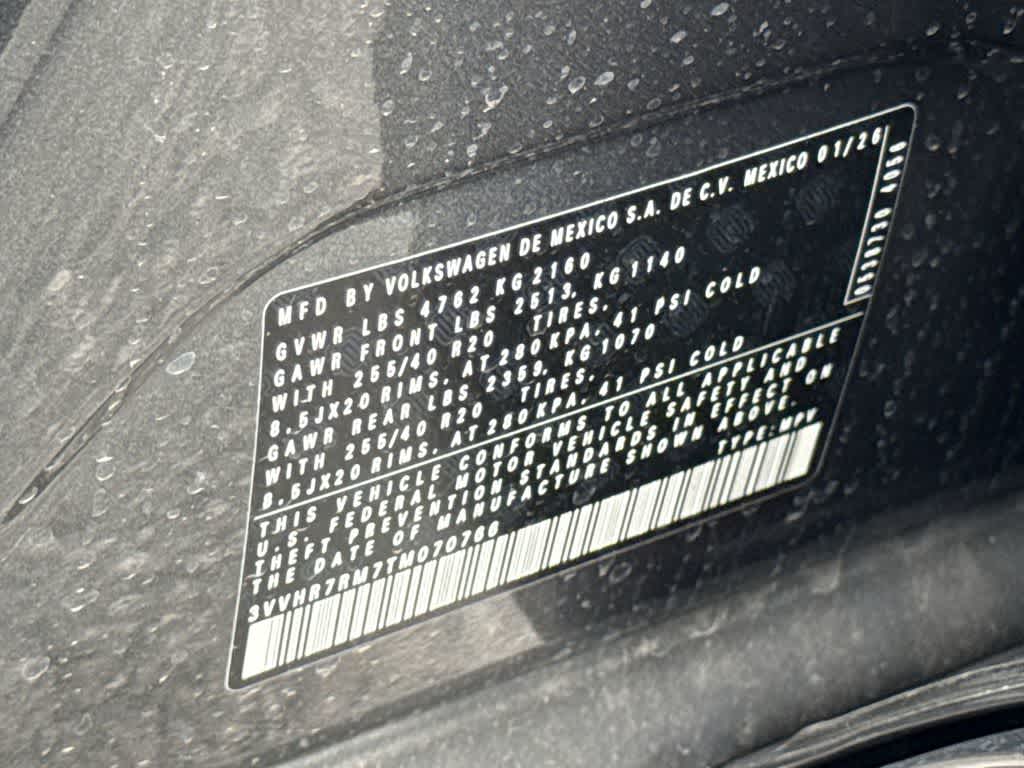 2026 Volkswagen Tiguan SE R-Line Black