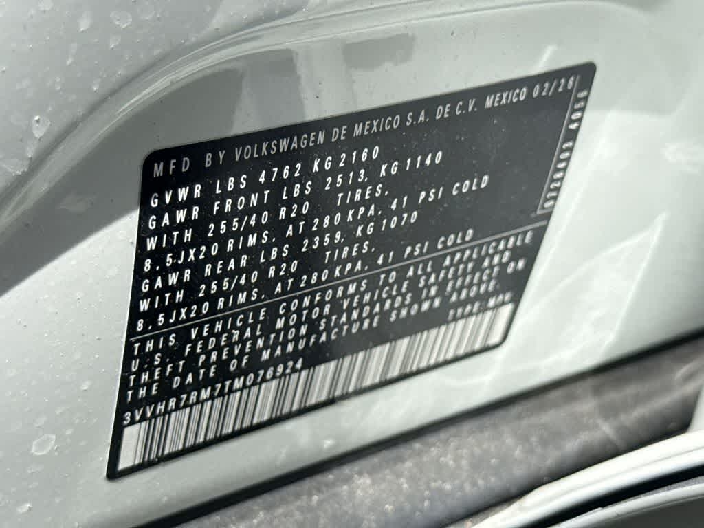 2026 Volkswagen Tiguan SE R-Line Black