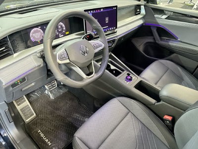 2026 Volkswagen Tiguan SE R-Line Black