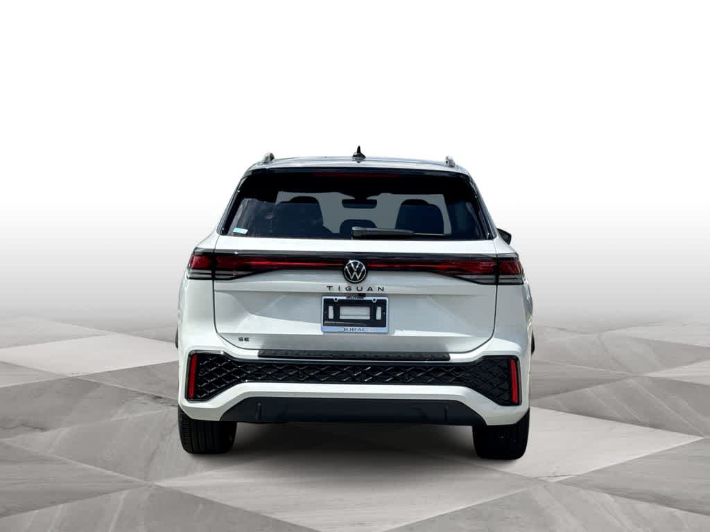 2026 Volkswagen Tiguan SE R-Line Black