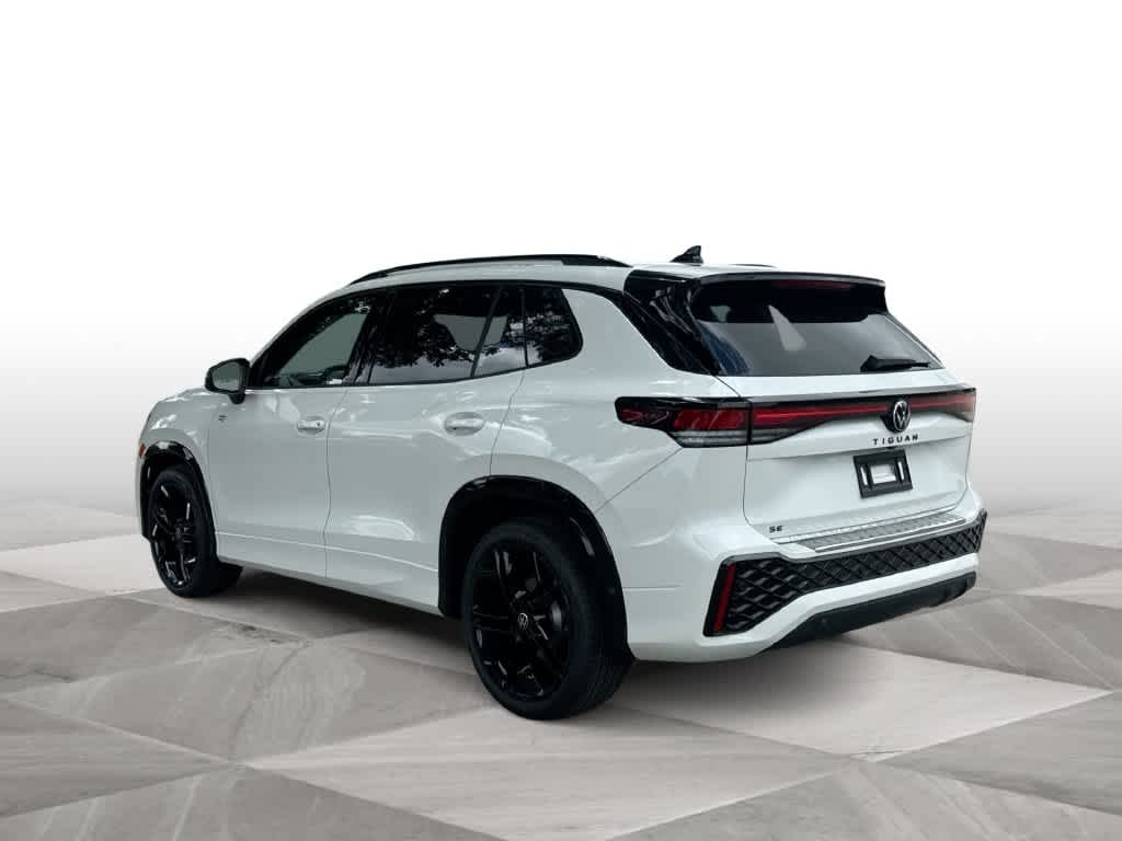 2026 Volkswagen Tiguan SE R-Line Black