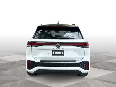 2026 Volkswagen Tiguan SE R-Line Black