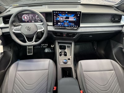 2026 Volkswagen Tiguan SE R-Line Black