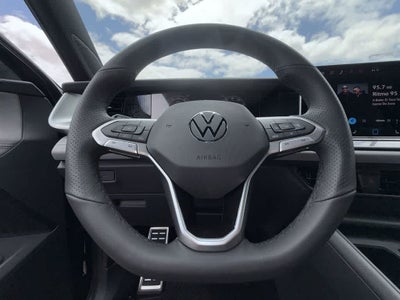 2026 Volkswagen Tiguan SE R-Line Black