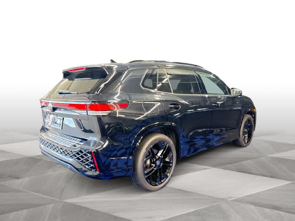 2026 Volkswagen Tiguan SE R-Line Black